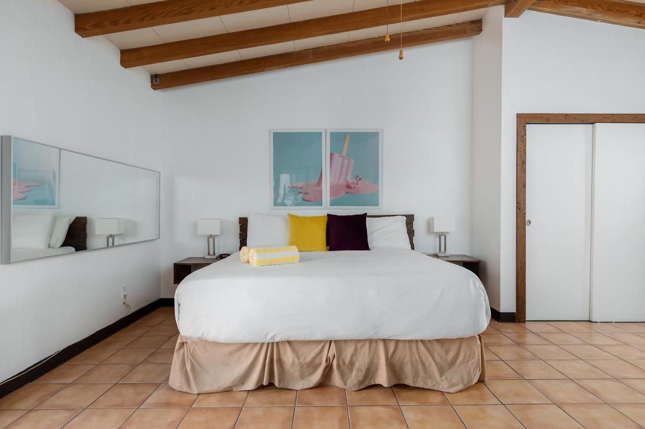 Float Palm Springs - Adults Only Hotel Ngoại thất bức ảnh